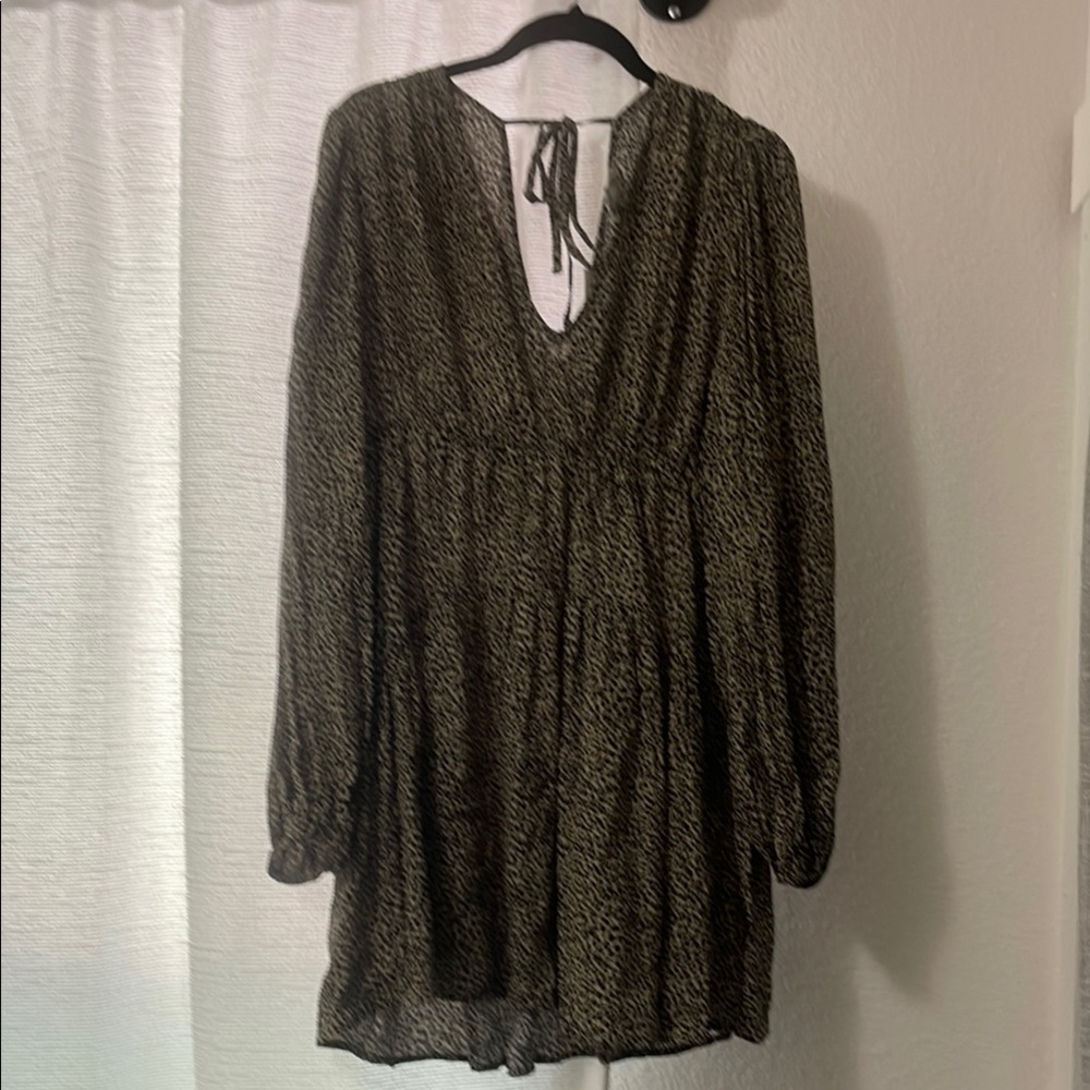 Black and White Tiered Plunge Sundress